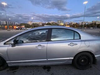 2007 Honda Civic VIII, серебристый, 390000 рублей, вид 4