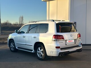 2015 Lexus LX 570 III Рестайлинг, белый, 6550000 рублей, вид 1