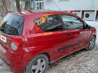 2011 Chevrolet Aveo I Рестайлинг, красный, 419000 рублей, вид 4