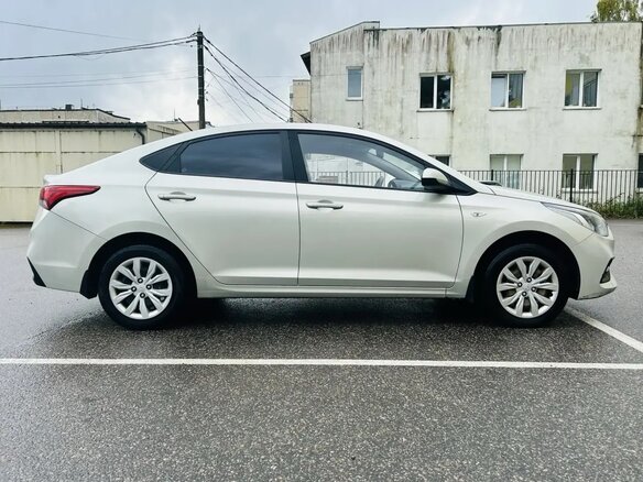 2019 Hyundai Solaris II, бежевый, 850000 рублей - вид 6