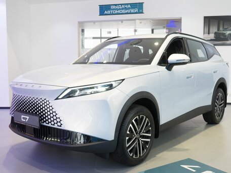 Omoda C7
