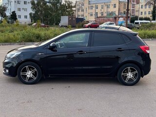 2015 Kia Rio III Рестайлинг, чёрный, 999000 рублей, вид 5