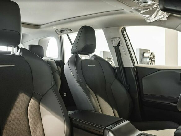 2026 Toyota RAV4 VI (XA60), белый, 5490000 рублей - вид 8