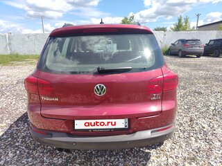 2011 Volkswagen Tiguan I Рестайлинг, красный, 1300000 рублей, вид 3