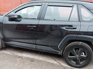 2024 Toyota RAV4 V (XA50), чёрный, 3833333 рублей, вид 2