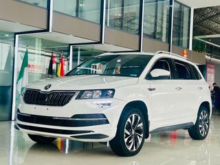 2022 Skoda Karoq I, белый, 1860000 рублей, вид 1
