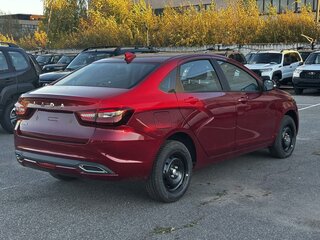 2026 Lada (ВАЗ) Vesta I Рестайлинг (NG), красный, 1755000 рублей, вид 3