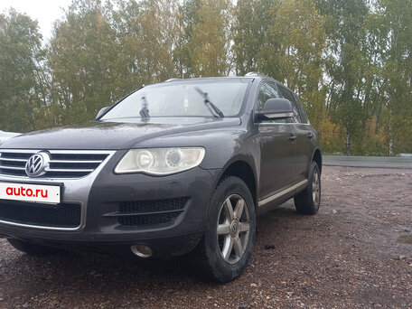 2008 Volkswagen Touareg I Рестайлинг, серый, 765000 рублей, вид 1