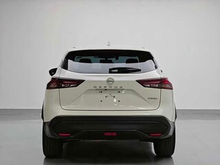 2023 Nissan Qashqai III, белый, 2001000 рублей, вид 5