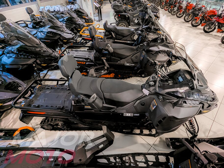 2026 BRP Ski-Doo Expedition 900, чёрный, 3057637 рублей, вид 4