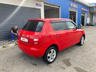 2013 Skoda Fabia II Рестайлинг, красный, 500000 рублей, вид 4