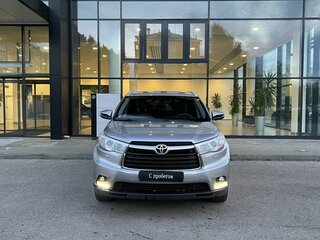 2015 Toyota Highlander III (XU50), серебристый, 2640000 рублей, вид 2