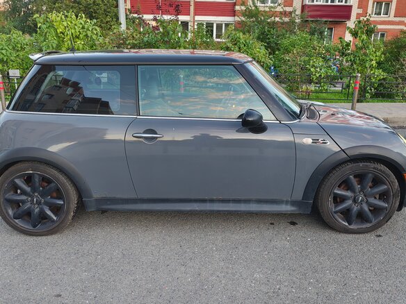 2003 Mini Hatch Cooper S I (R50), серый, 435000 рублей - вид 4