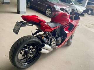 2021 Ducati Supersport, красный, 1290000 рублей, вид 5
