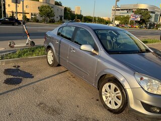 2009 Opel Astra H Рестайлинг, серебристый, 350000 рублей, вид 4
