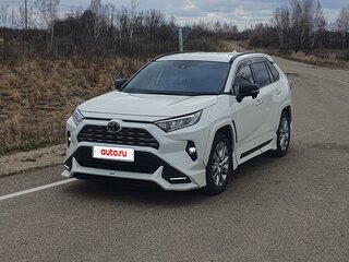 2020 Toyota RAV4 V (XA50), белый, 2930000 рублей, вид 2