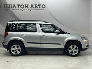 2017 Skoda Yeti I Рестайлинг, серебристый, 1229000 рублей, вид 4