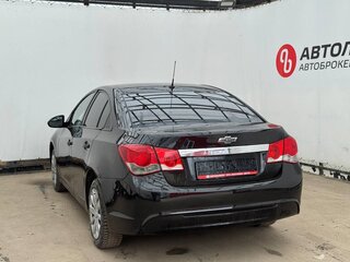 2014 Chevrolet Cruze I Рестайлинг, чёрный, 645000 рублей, вид 3