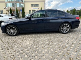 2019 BMW 5 серии 520d VII (G30/G31/G38), синий, 2200000 рублей, вид 3
