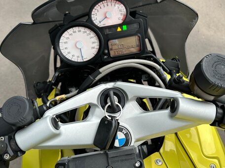 2011 BMW K 1300 R, жёлтый, 850000 рублей, вид 5
