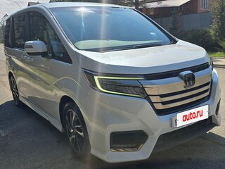 2019 Honda Stepwgn Spada V Рестайлинг, белый, 2520000 рублей, вид 4