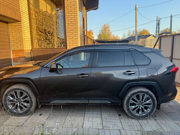 2020 Toyota RAV4 V (XA50), коричневый - вид 12