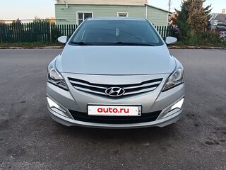 2016 Hyundai Solaris I Рестайлинг, серебристый, 650000 рублей, вид 1