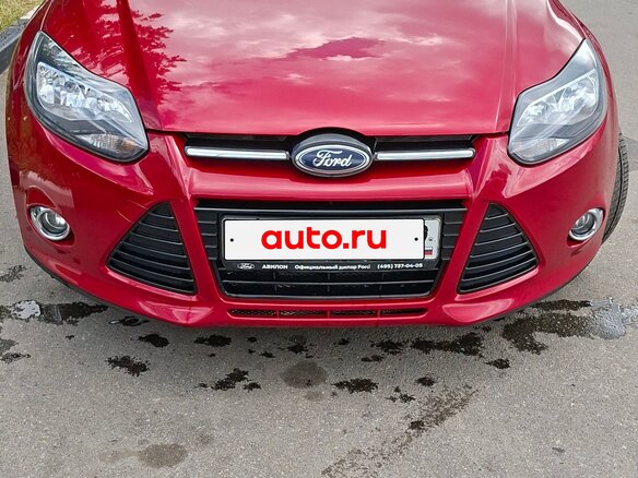 2012 Ford Focus III, красный, 800000 рублей
