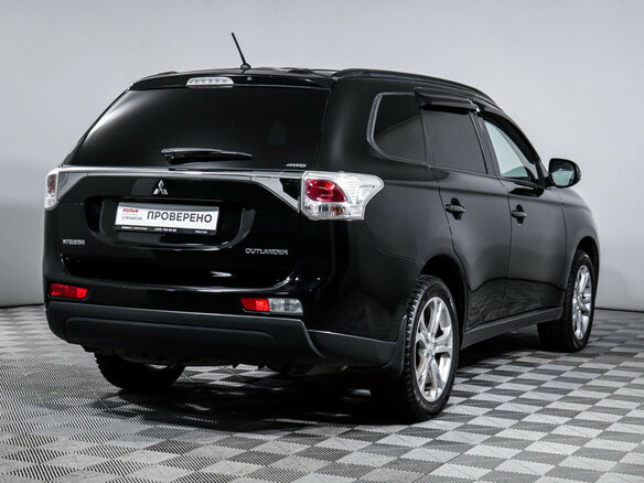 2014 Mitsubishi Outlander III, чёрный, 1339000 рублей - вид 4