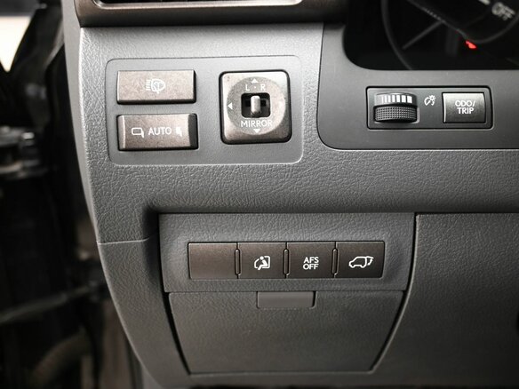 2008 Lexus LX 570 III, чёрный - вид 31