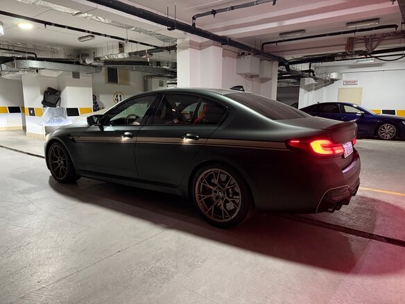 2022 BMW M5 CS VI (F90) Рестайлинг, зелёный - вид 2