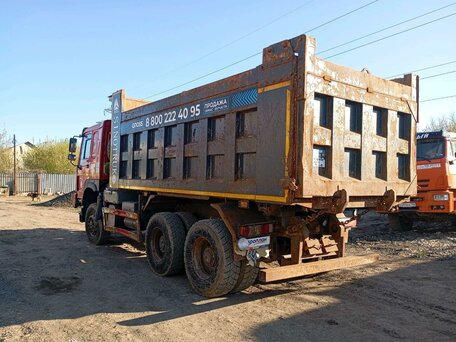 2022 Sinotruk Howo ZZ3327, красный, 2896200 рублей, вид 4