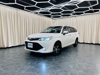 2017 Toyota Corolla Fielder XI (E160, E170) Рестайлинг 2, белый, 1429000 рублей, вид 1
