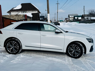2020 Audi Q8 50 TDI I (4M), белый, 7950000 рублей, вид 4