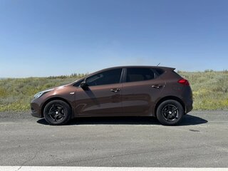 2013 Kia Ceed II, коричневый, 1070000 рублей, вид 2