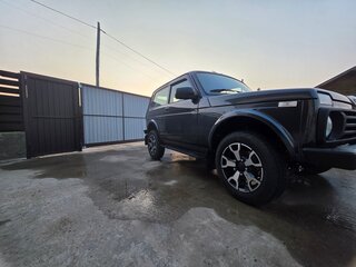2024 Lada (ВАЗ) Niva Legend Euro-2 I, серый, 910000 рублей, вид 2