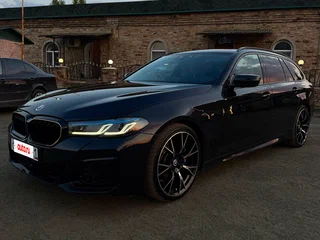 2020 BMW 5 серии 540d xDrive VII (G30/G31/G38) Рестайлинг, синий, 4350000 рублей, вид 2