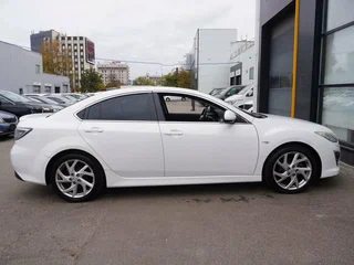 2011 Mazda 6 II (GH) Рестайлинг, белый, 940000 рублей, вид 4