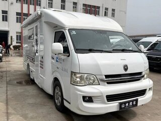 2017 Toyota HiAce H200 Рестайлинг, белый, 3470700 рублей, вид 2