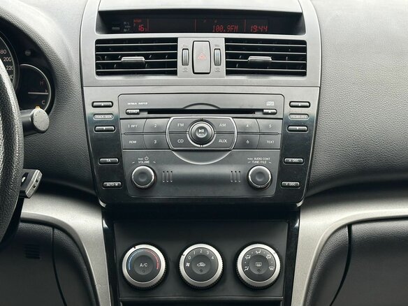 2011 Mazda 6 II (GH) Рестайлинг, серебристый, 699000 рублей - вид 15