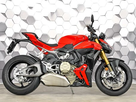 2025 Ducati Streetfighter V4, красный, 2790000 рублей, вид 3