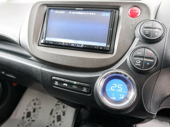 2011 Honda Fit Shuttle I, белый, 899000 рублей - вид 18