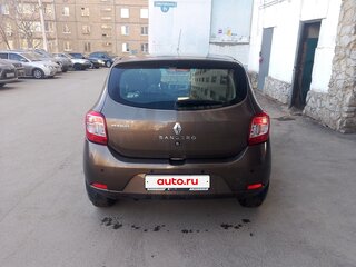 2019 Renault Sandero II Рестайлинг, коричневый, 900000 рублей, вид 4