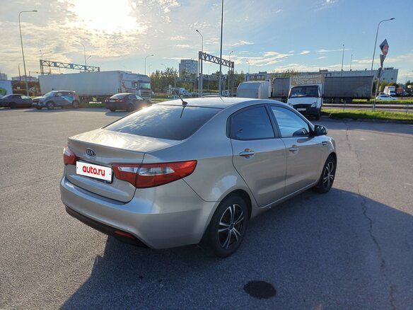 2012 Kia Rio 4-speed III, бежевый - вид 5