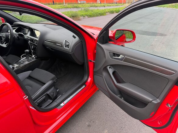2012 Audi A4 IV (B8) Рестайлинг, красный, 2100000 рублей - вид 13