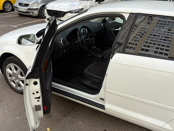 2012 Audi A3 II (8P) Рестайлинг 2, белый, 800000 рублей - вид 14