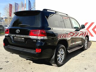 2019 Toyota Land Cruiser 200 Series Рестайлинг 2, чёрный, 6650000 рублей, вид 5
