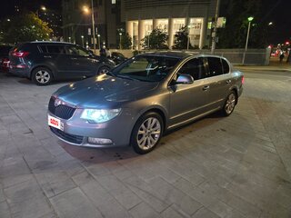 2011 Skoda Superb II, серый, 800000 рублей, вид 1