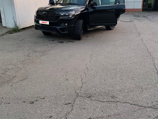 2016 Toyota Land Cruiser 200 Series Рестайлинг 2, чёрный, 7500000 рублей, вид 4