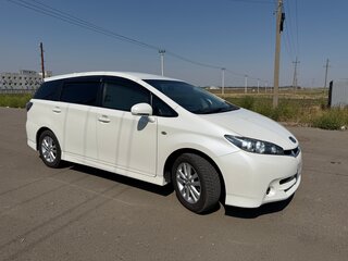 2009 Toyota Wish II, белый, 1349000 рублей, вид 3